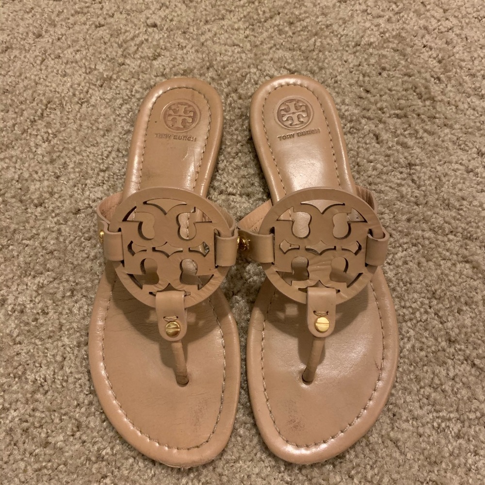 Tory Burch Miller - Light Makeup Size 7